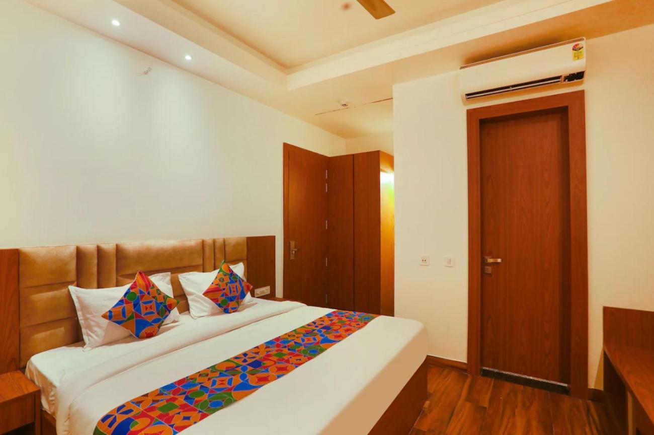 Hotel Swarn Bhoomi Kanpur Exterior photo
