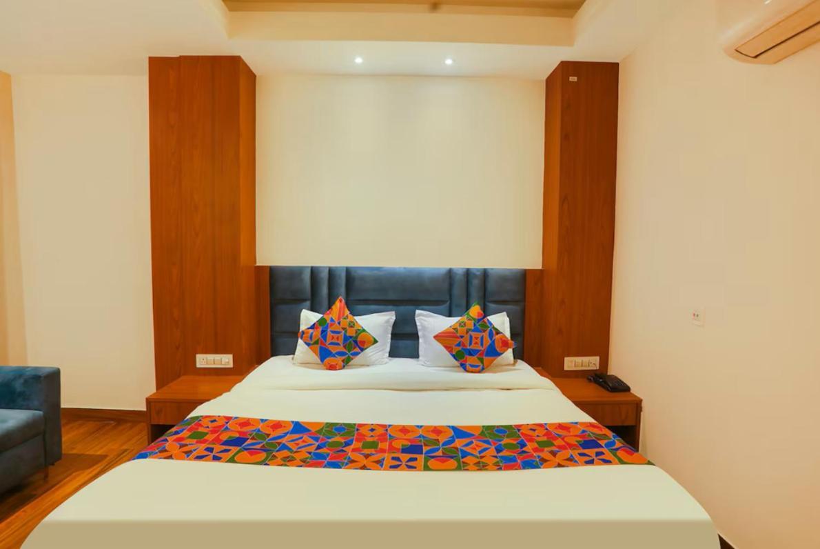 Hotel Swarn Bhoomi Kanpur Exterior photo