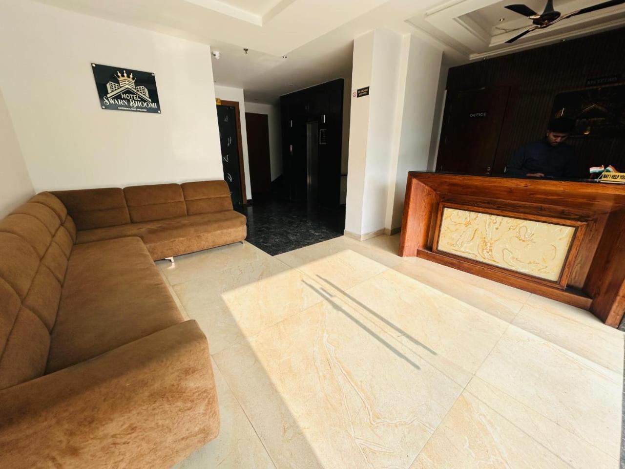 Hotel Swarn Bhoomi Kanpur Exterior photo